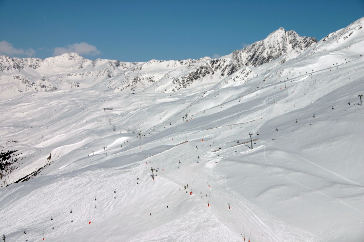 The piste of Obergurgl ski resort 