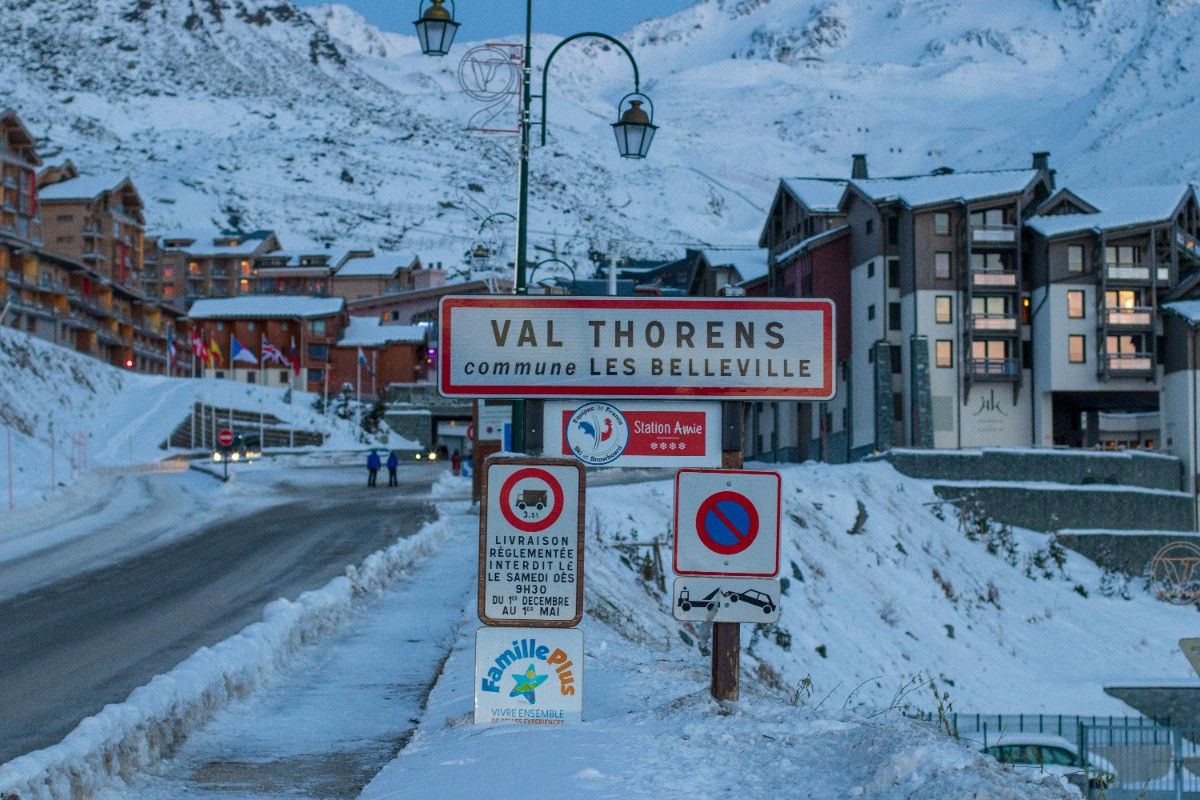 A signpost for Val Thorens as you enter the resort 