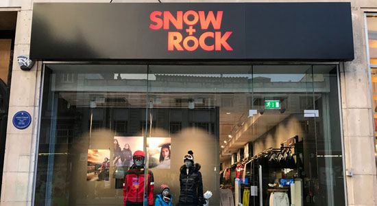 Snow clearance clothing outlet